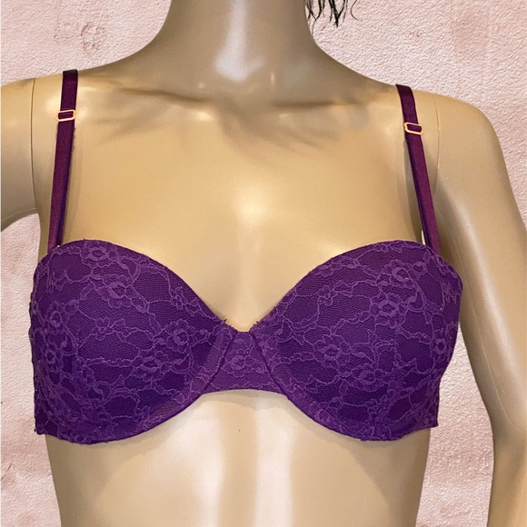 Victoria's Secret Multi-Way Strapless Padded Underwire Lace Purple Bra 32B VGC - Picture 1 of 5